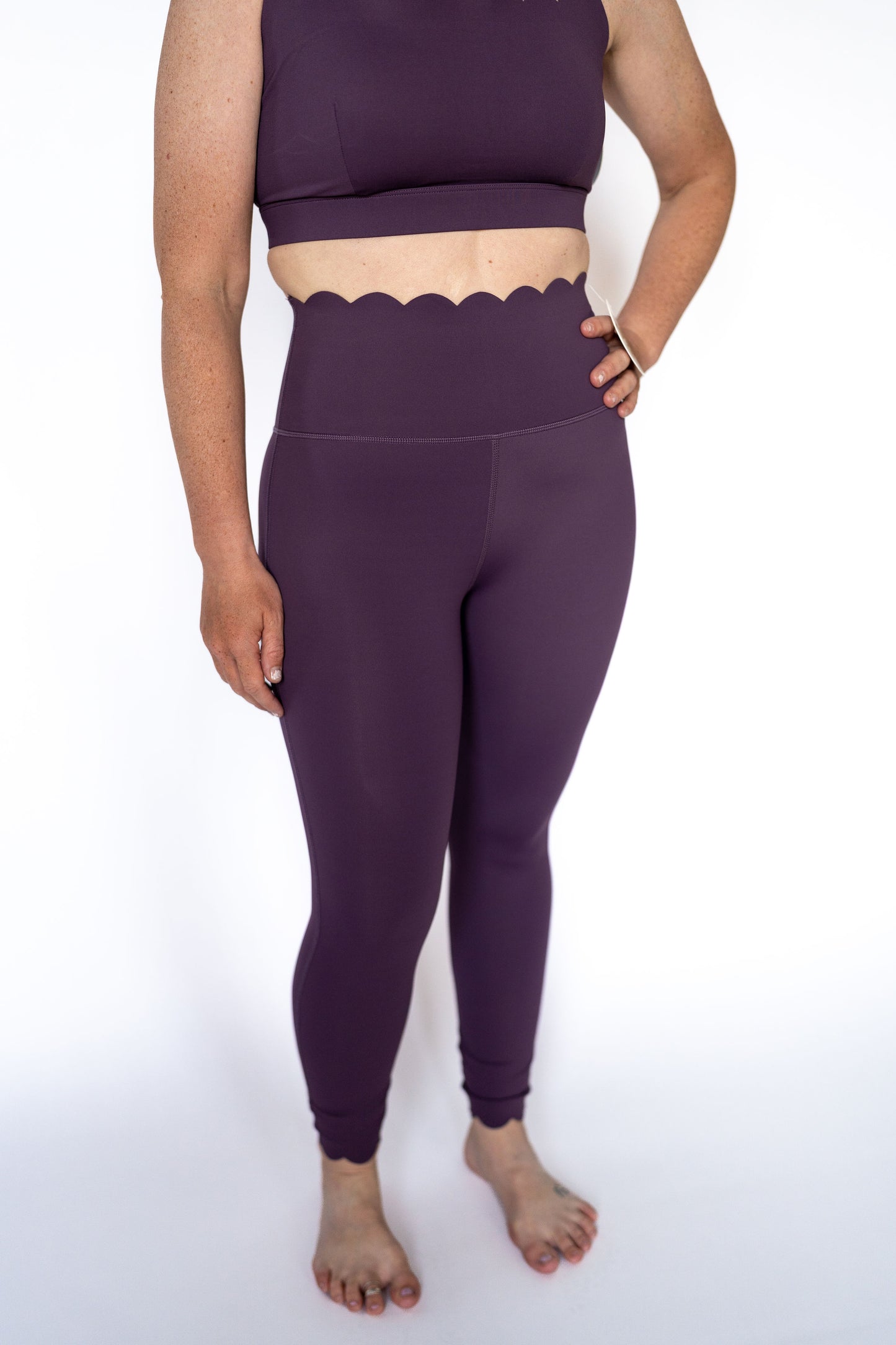 Scalloped Perfection Leggings-Plum