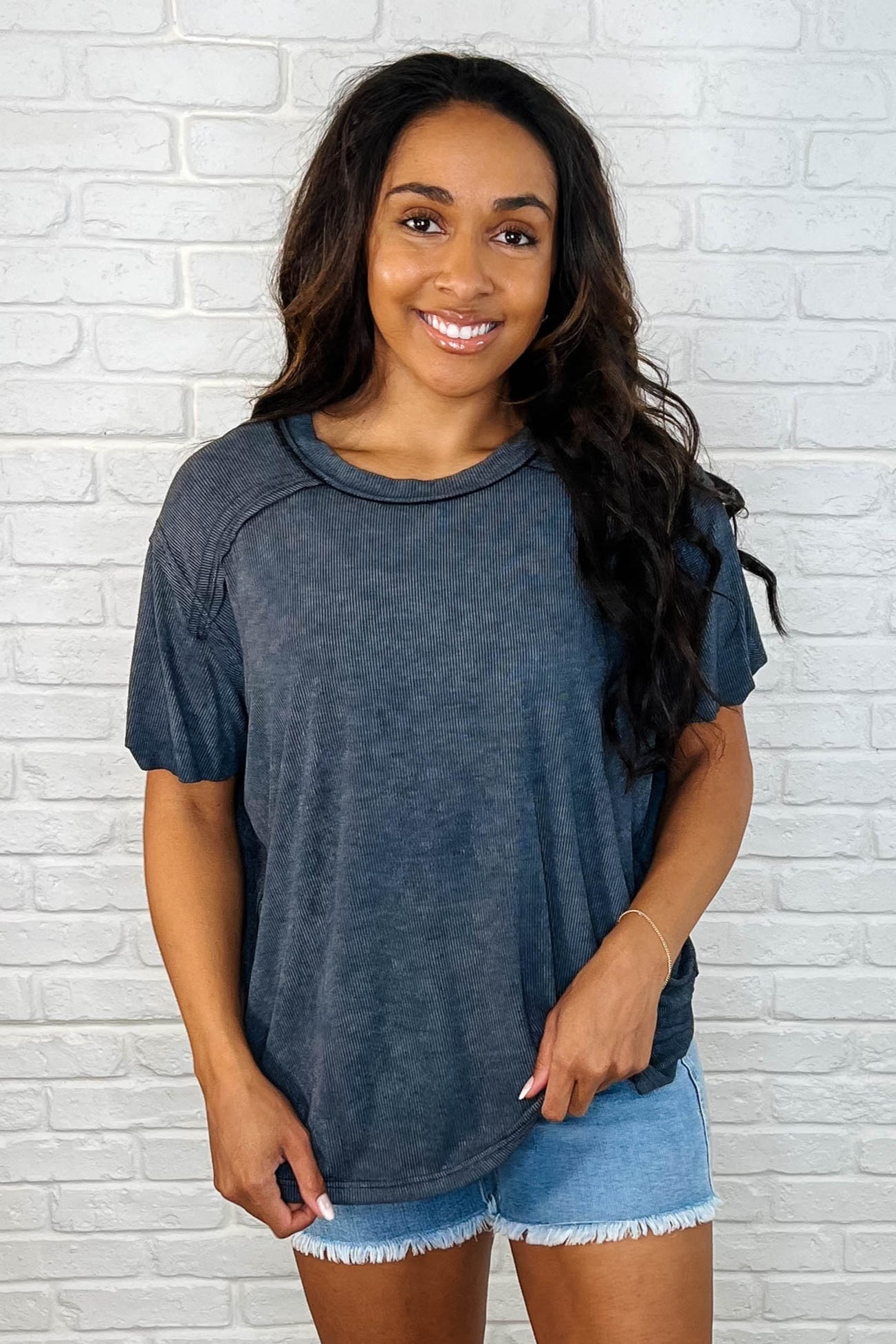 Easy Style Basic Mineral Wash Top in Ash Black