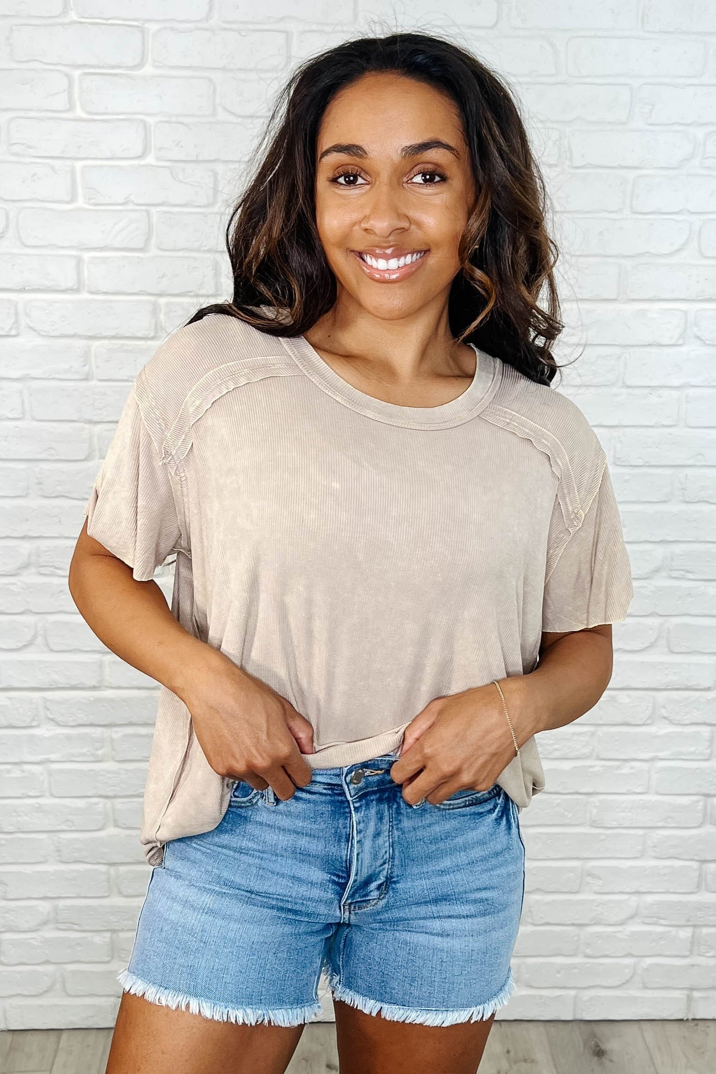 Easy Style Basic Mineral Wash Top in Ash Mocha