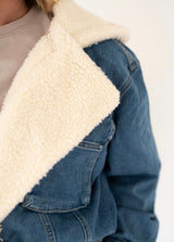 Vereret Faux Sherpa Hooded Denim Jacket | Women's - Teigan & Co