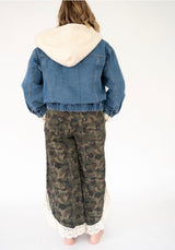 Vereret Faux Sherpa Hooded Denim Jacket | Women's - Teigan & Co